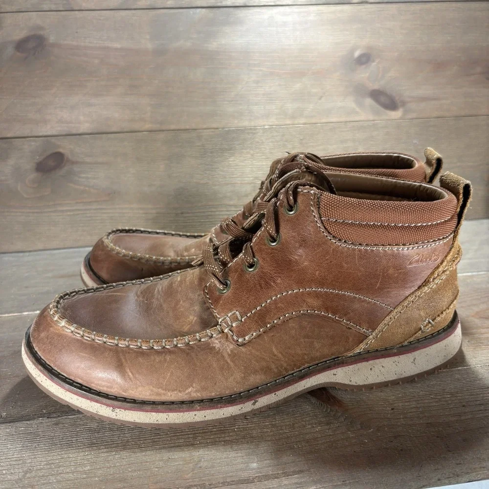 Clarks Mahale Mid Mens size 10 shoes Brown Leather Moc Toe chukka boots